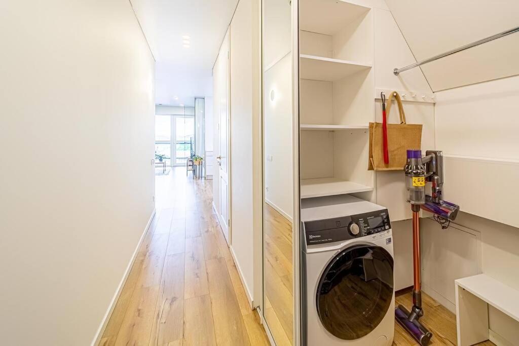 Sky Apartment With Free Parking And Balcony & Ac Каунас Экстерьер фото